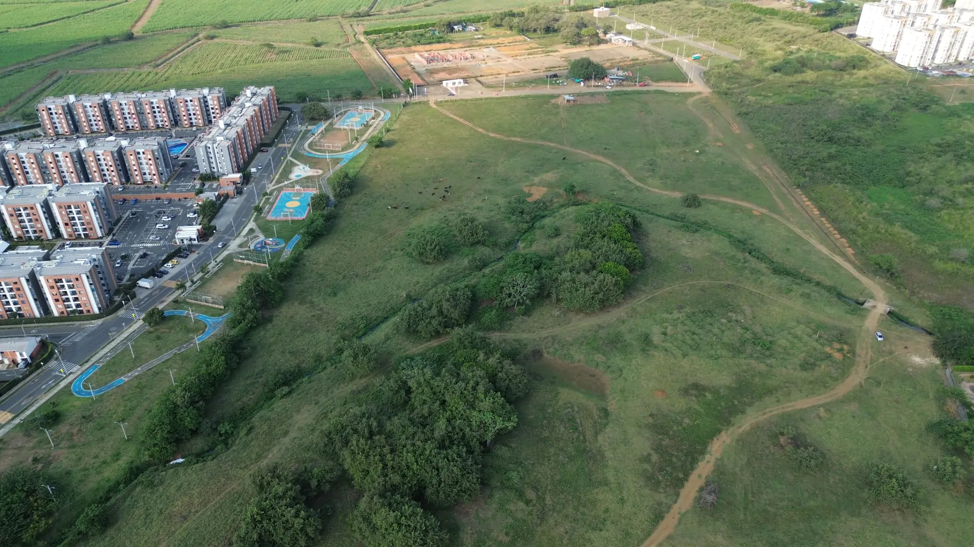 Fotografía aérea con drone en Cali 4 — Servicio profesional Tramador