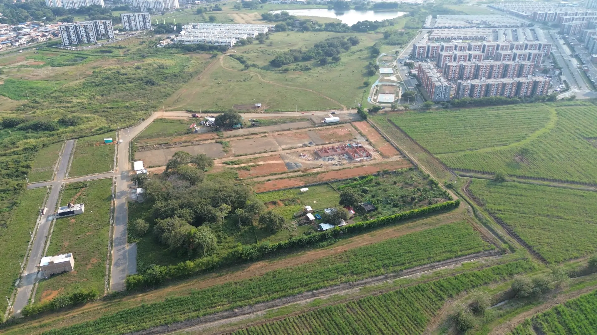 Fotografía aérea con drone en Cali 7 — Servicio profesional Tramador