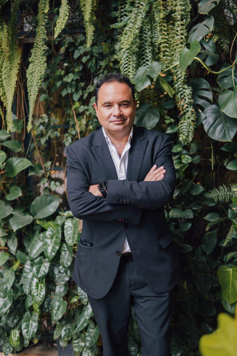 Corporativa & Abogados - 11